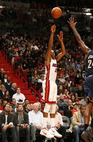 更是吸引了 更是吸引了