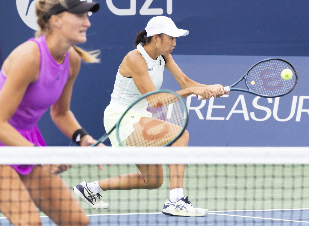 台增添了浓 台增添了浓